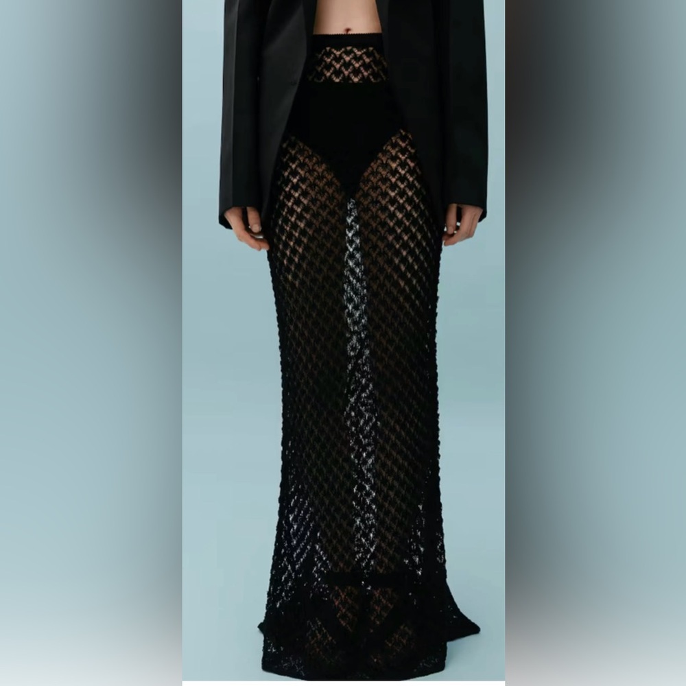 Victoria Beckham x Mango Asymmetric Crochet Skirt Size Small